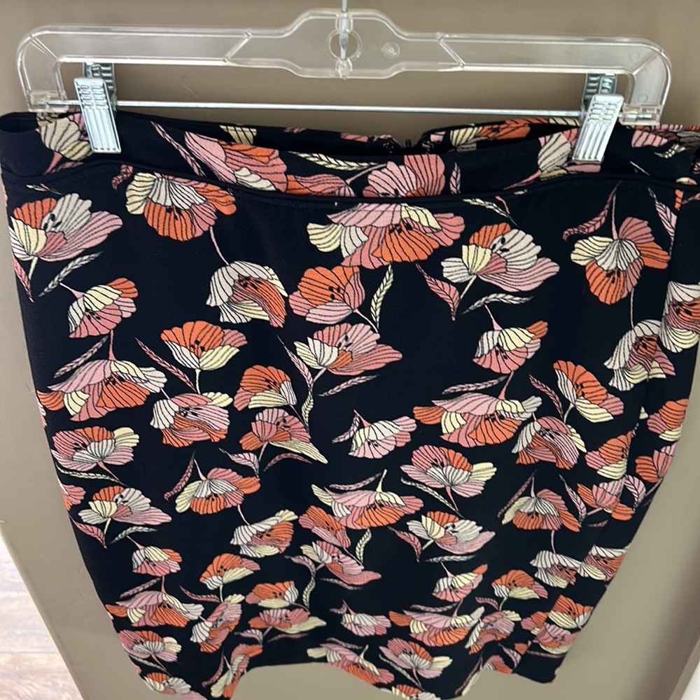 Business skirt